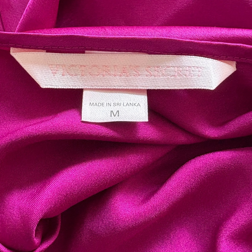 Victoria's Secret Magenta Satin Lace Full Slip Medium Adjustable Strap - Picture 6 of 7